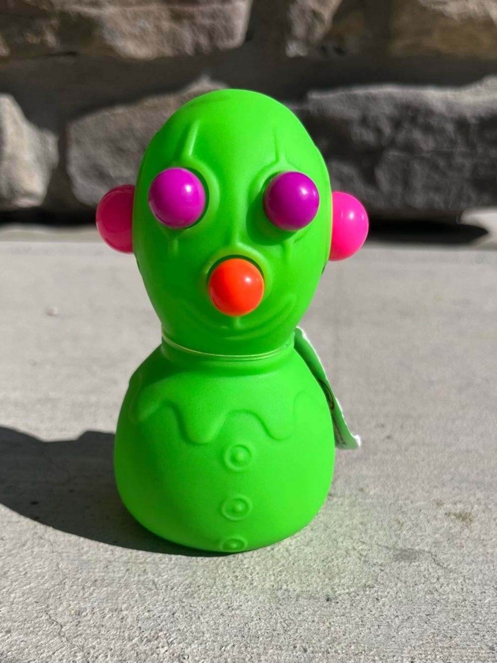 NeeDoh Panic Pete Set of 2 Schylling Sensory Squeeze Toy Pink Green Viral - Picture 5 of 7